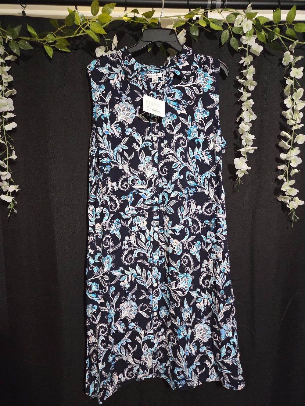 croft & barrow Black Sleeveless Midi Dress with Blue and White Floral Print